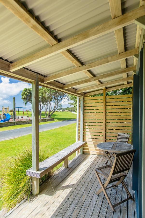 Camp Waipu Cove Hotel ภายนอก รูปภาพ