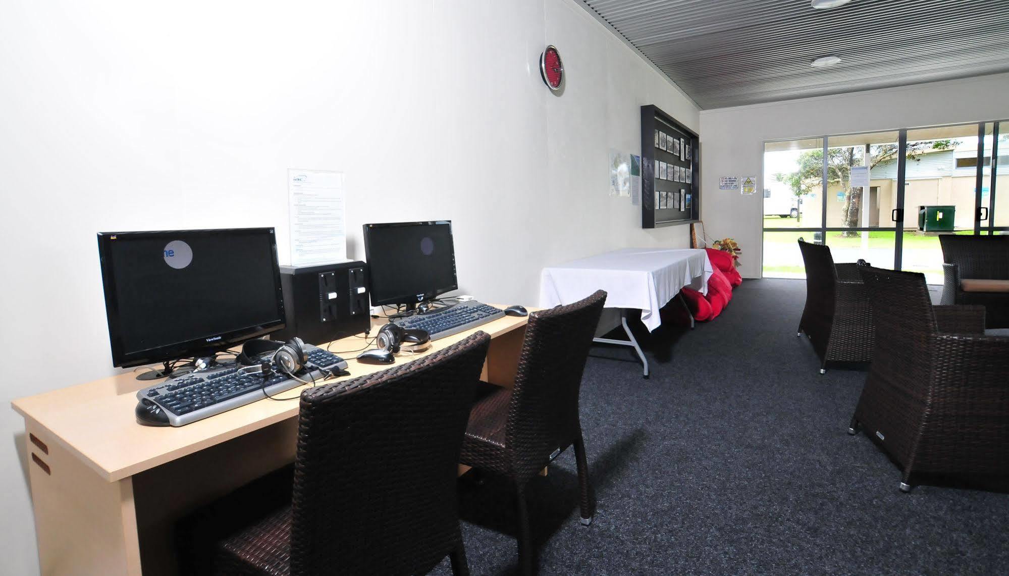 Camp Waipu Cove Hotel ภายนอก รูปภาพ