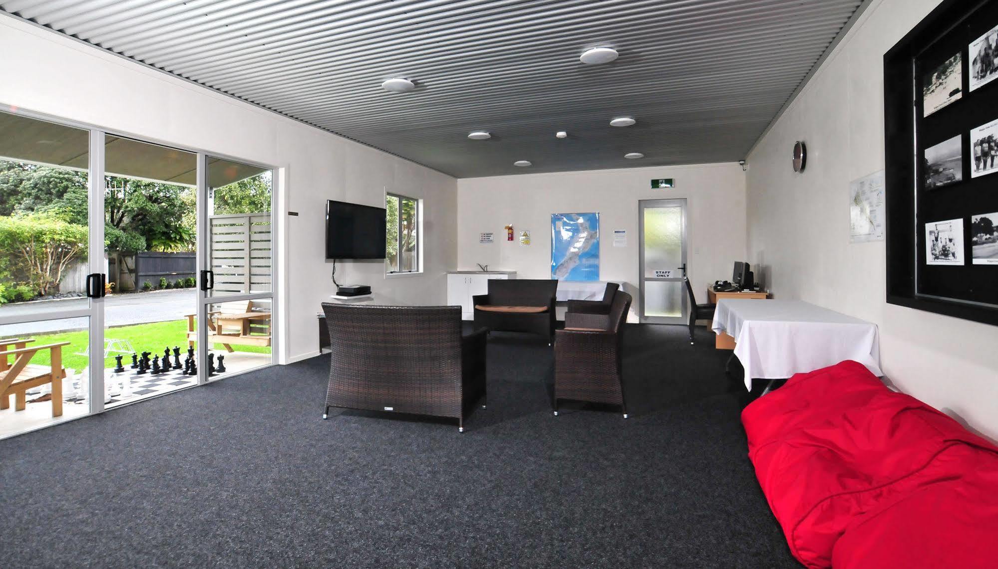 Camp Waipu Cove Hotel ภายนอก รูปภาพ