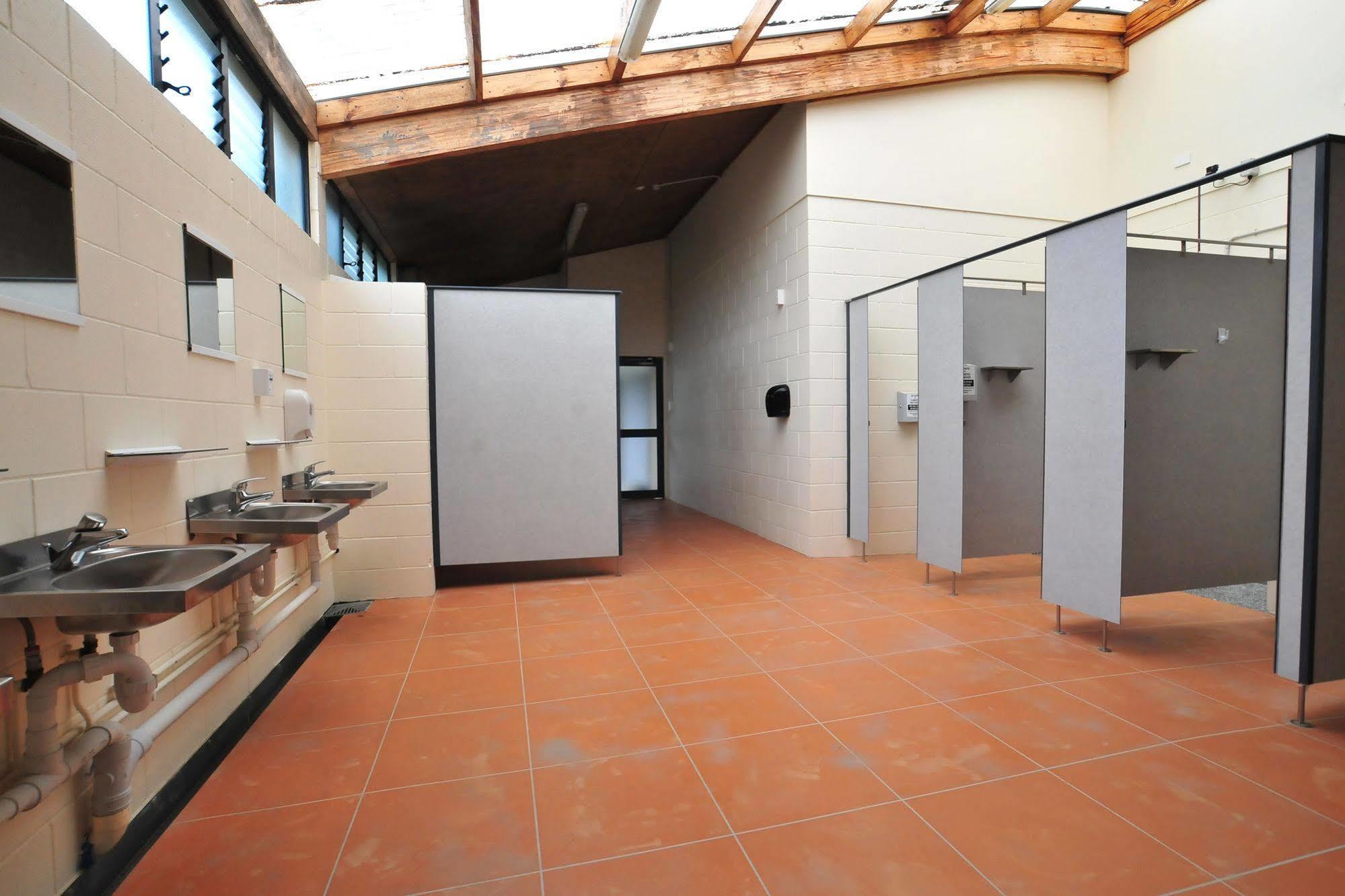Camp Waipu Cove Hotel ภายนอก รูปภาพ