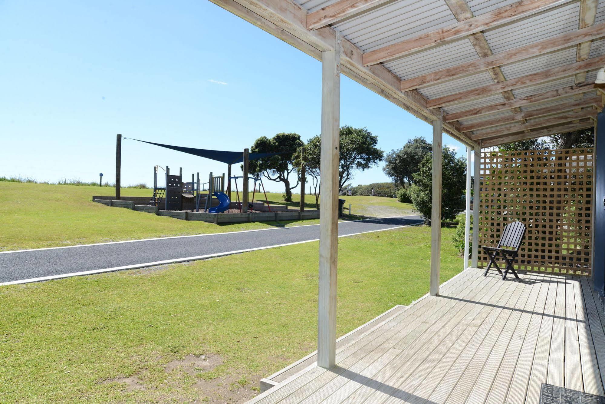 Camp Waipu Cove Hotel ภายนอก รูปภาพ