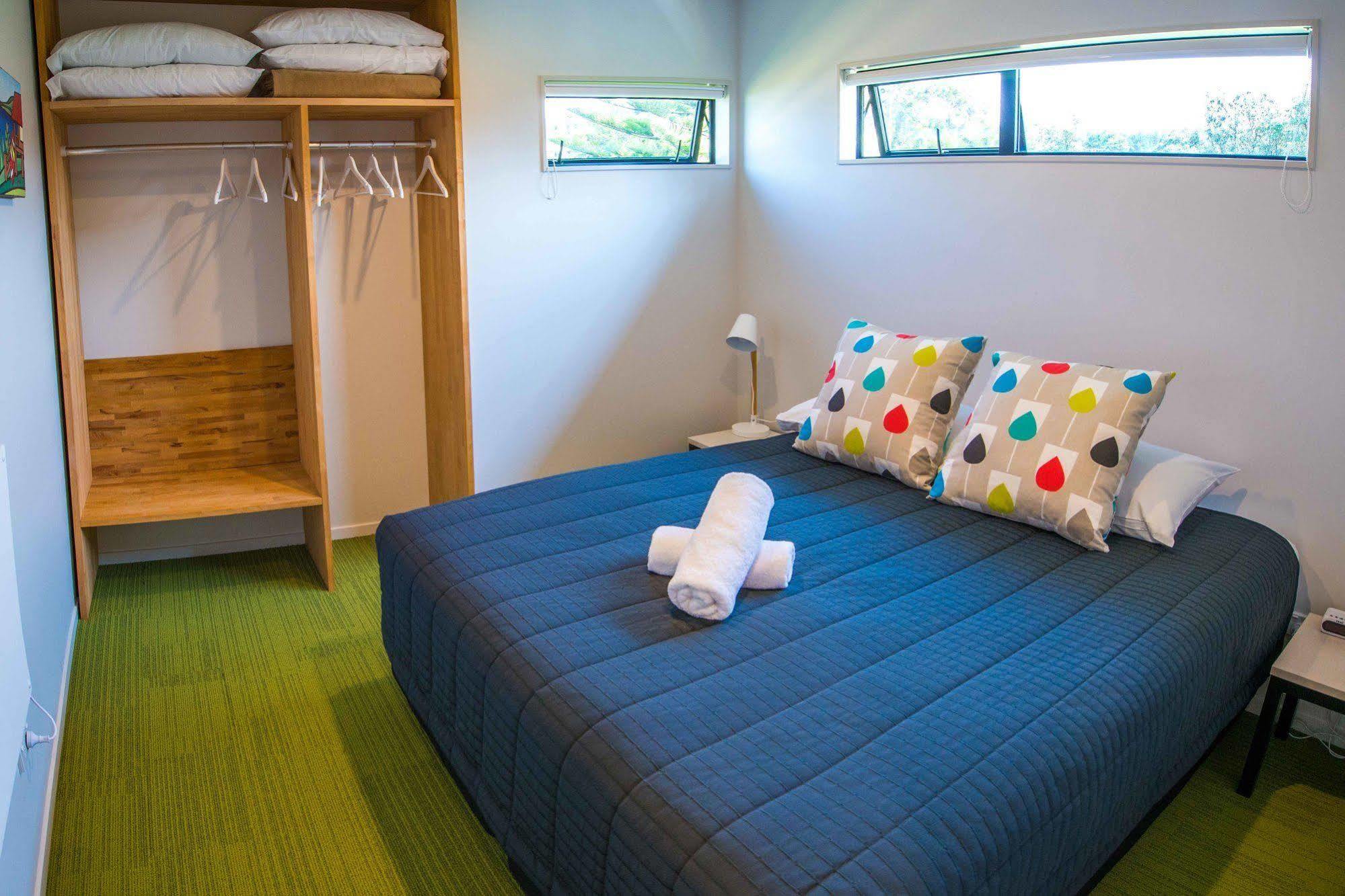 Camp Waipu Cove Hotel ภายนอก รูปภาพ